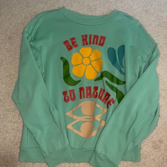 Target green crewneck perfect for fall!! - Picture 1 of 3